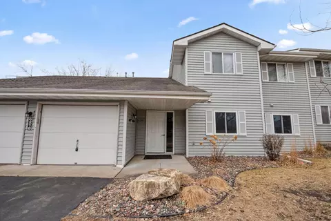 6218 Magda Dr #B, Maple Grove, MN 55369