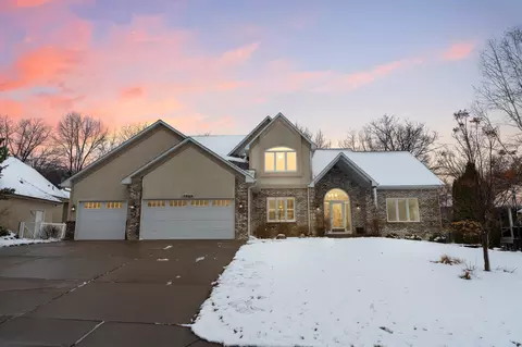 7963 Orchid Ln N, Maple Grove, MN 55311