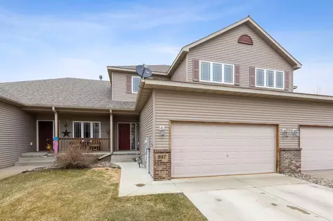 937 45th Ave NE, Saint Cloud, MN 56304