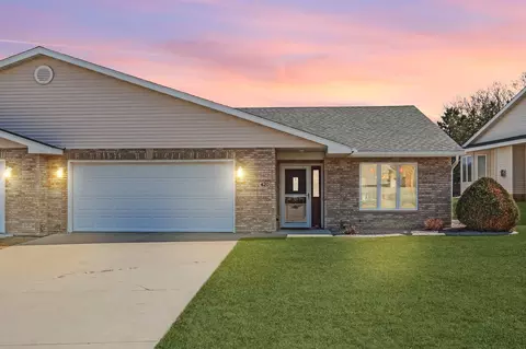 420 3rd Ave NW, Byron, MN 55920