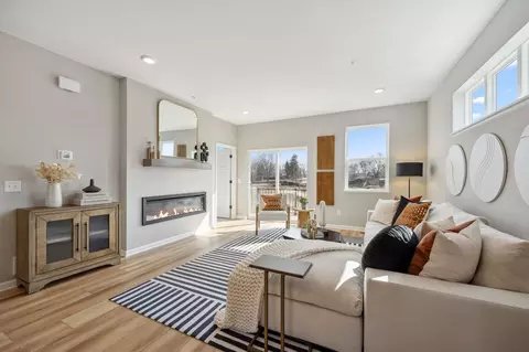 1533 Traverse Ln, West Saint Paul, MN 55118