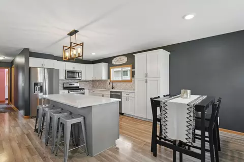 4500 Boone Ave N, New Hope, MN 55428