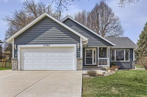 17365 Greenview Cir, Lakeville, MN 55044