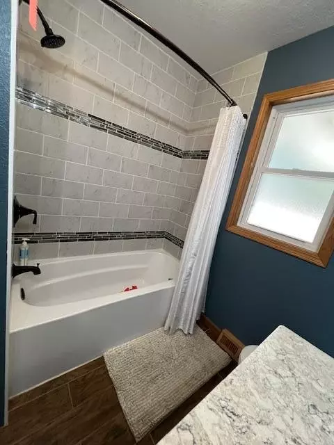Bath - 41206 474th Ave, Perham, MN 56573 photo 2 of 8