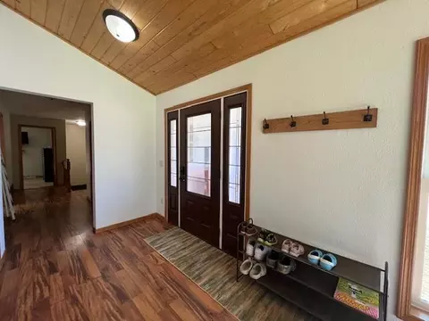Entry Way - 41206 474th Ave, Perham, MN 56573 photo 1 of 6
