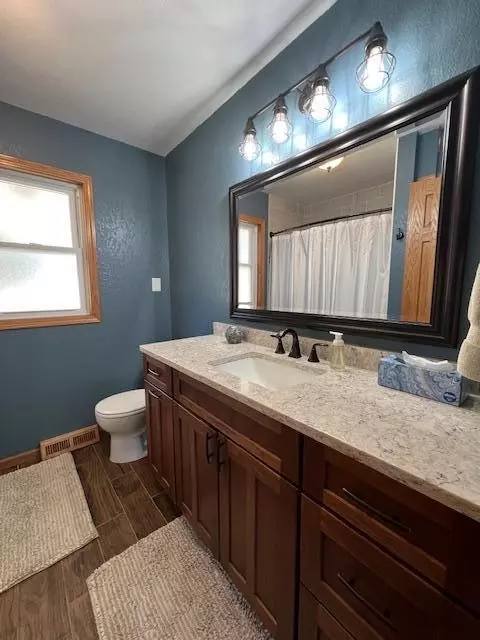 Bath - 41206 474th Ave, Perham, MN 56573 photo 1 of 8