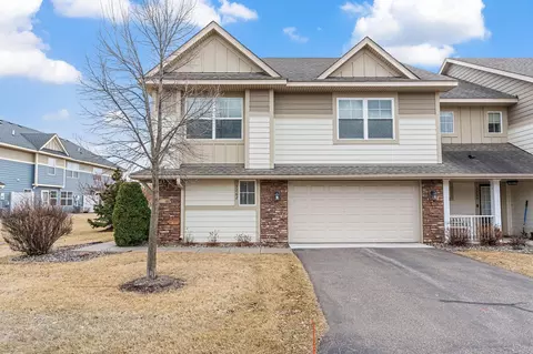 3262 Red Oak Trl, Medina, MN 55340