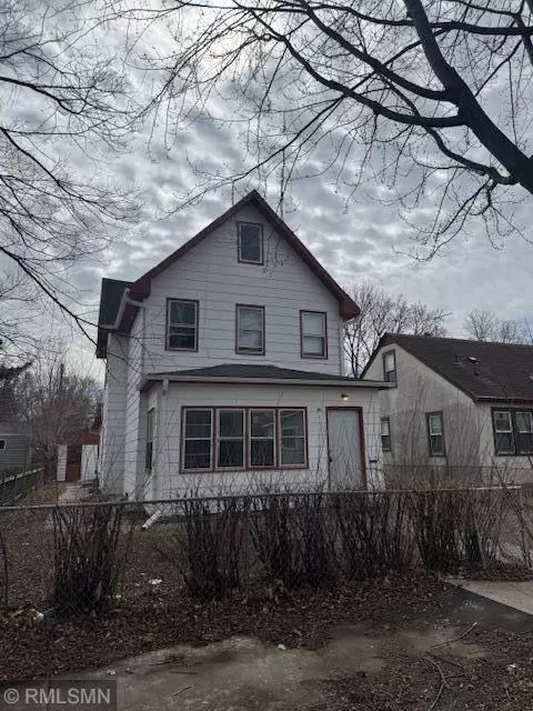 40 Magnolia Ave W, Saint Paul, MN 55117