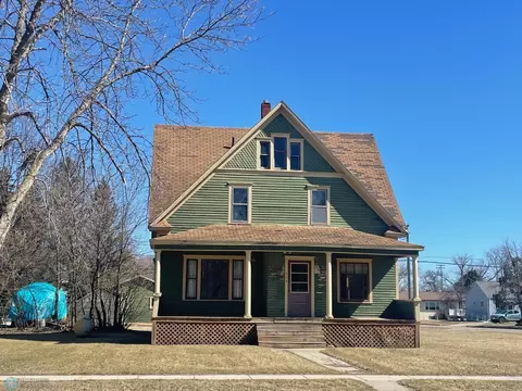 515 Main Ave S, Hankinson, ND 58041