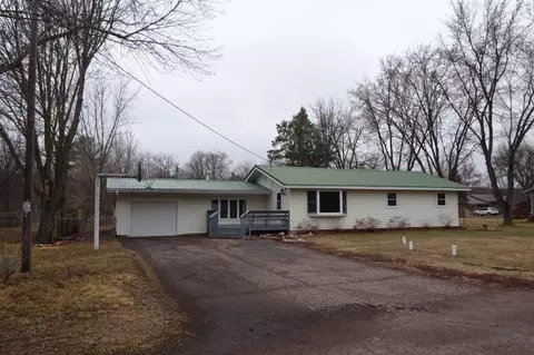 5390 103rd St, Chippewa Falls, WI 54729