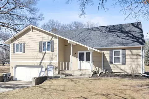2825 County Road H, Mounds View, MN 55112