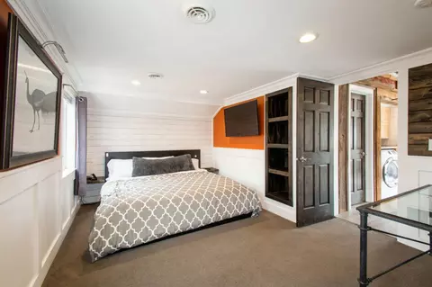 Bedroom - 25565 Smithtown Rd, Excelsior, MN 55331 photo 1 of 3