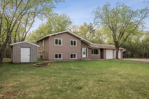 9120 100th Ave SE, Clear Lake, MN 55319