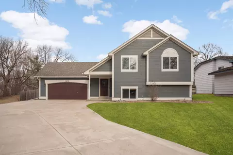 4650 Arrowood Ln N, Plymouth, MN 55442