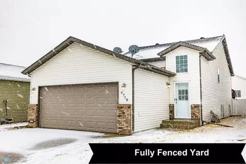 4718 Chelsea Ln S, Fargo, ND 58104