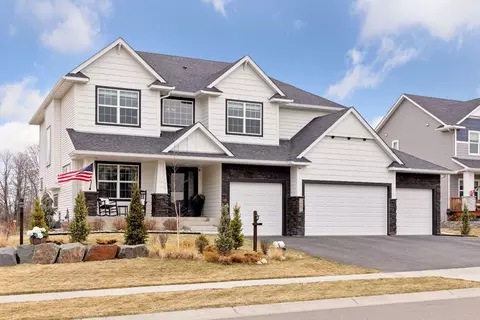 1805 Laramee Ln, Centerville, MN 55038
