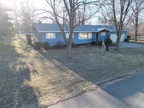 207 Robert St S, Clarissa, MN 56440