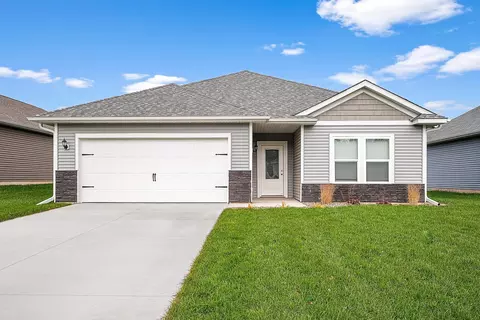 5362 Fall Cir, North Branch, MN 55056