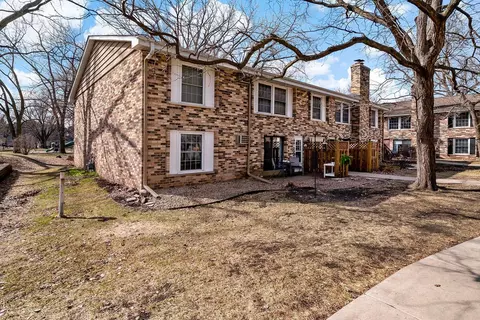 4572 Cedar Lake Rd S #4, Saint Louis Park, MN 55416