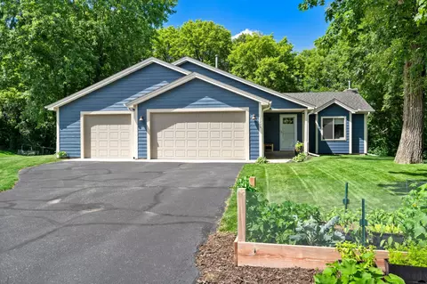 3239 Hillside Ct, Eagan, MN 55121