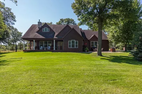 11838 Bass Lake Rd, East Gull Lake, MN 56401