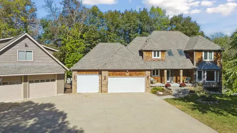 1811 Lake Lucy Ln, Excelsior, MN 55331