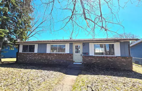 1582 3rd St E, Saint Paul, MN 55106