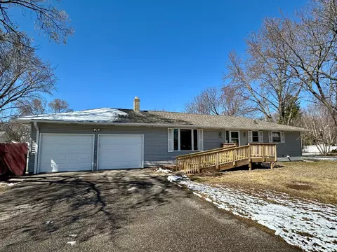1785 Clarence St, Maplewood, MN 55109