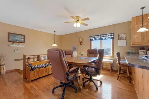 19023 Davis Ave, Faribault, MN 55021 photo 3