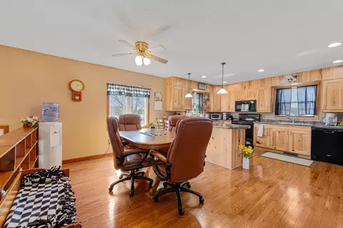 19023 Davis Ave, Faribault, MN 55021 photo 23