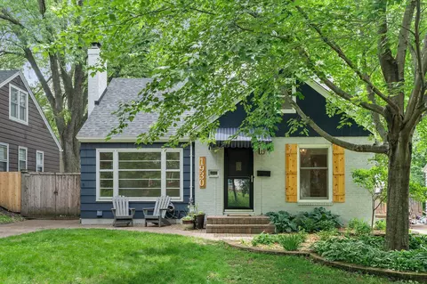 1930 Montreal Ave, Saint Paul, MN 55116