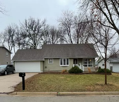 1420 Penn Ave, Albert Lea, MN 56007