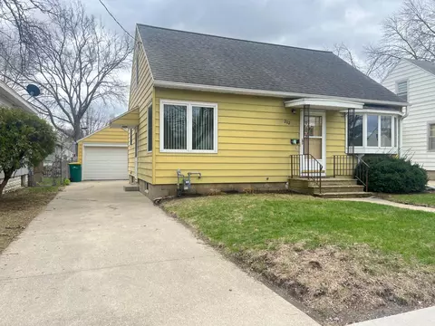 202 10 14 St SE, Rochester, MN 55904