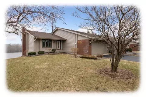 9409 Woodbridge Rd, Bloomington, MN 55438