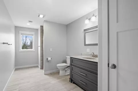 Bath - 611 Garden St, Springfield, MN 56087 photo 6 of 6