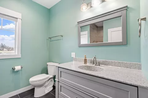 Bath - 611 Garden St, Springfield, MN 56087 photo 1 of 6
