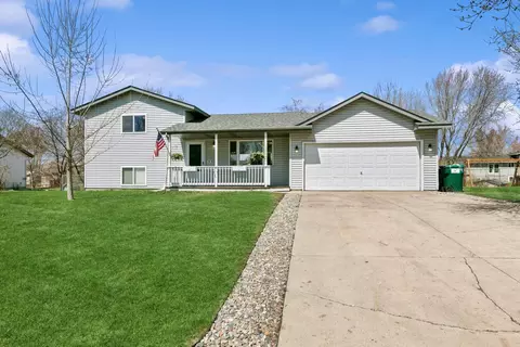 5361 Mallard Ln, Monticello, MN 55362