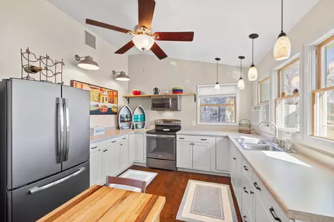 Kitchen - 21370 654th Ave, Darwin, MN 55324 photo 3 of 4