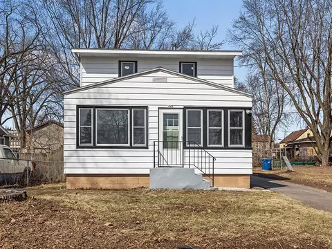 442 Gentry Ave N, Oakdale, MN 55128