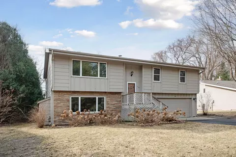 106 Mill Pond Dr, Jordan, MN 55352