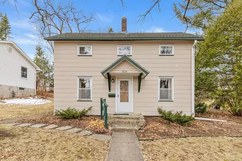814 Everett St N, Stillwater, MN 55082