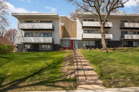 1261 Cleveland Ave N #8A, Saint Paul, MN 55108