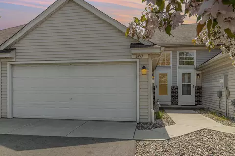 8775 Concord Ct, Inver Grove Heights, MN 55076