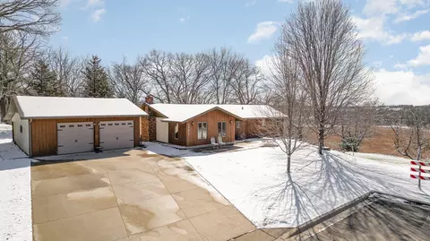 14811 Jersey Ave S, Savage, MN 55378