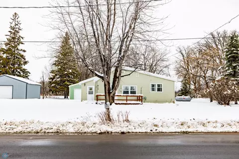 Exterior - 615 E Adams Ave, Mahnomen, MN 56557 photo 13 of 13