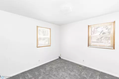 Bedroom - 615 E Adams Ave, Mahnomen, MN 56557 photo 3 of 6