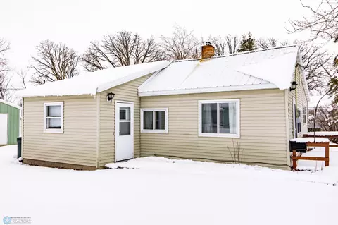 Exterior - 615 E Adams Ave, Mahnomen, MN 56557 photo 12 of 13