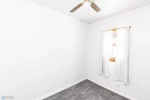 Bedroom - 615 E Adams Ave, Mahnomen, MN 56557 photo 5 of 6