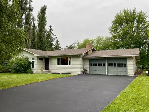 115 2nd Ave SW, Baudette, MN 56623