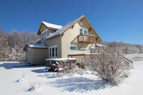 2856 150th St, Luck, WI 54837